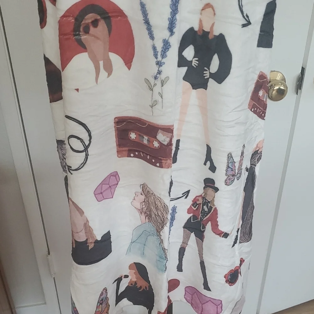 Taylor Swift Artistic Print Blanket - Multicolor